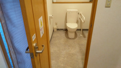 ■别馆无障碍厕所：无障碍厕所完备(只别馆1楼)，轮椅的顾客也放心，可以使用。