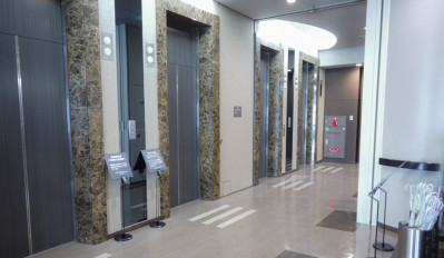 电梯礼堂