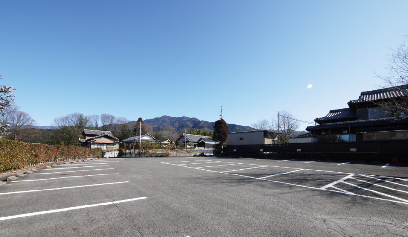 酒店停车场