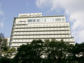 图片:露樱酒店 大阪本町店外观