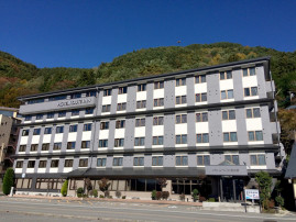 图片:露樱酒店 河口湖店外观